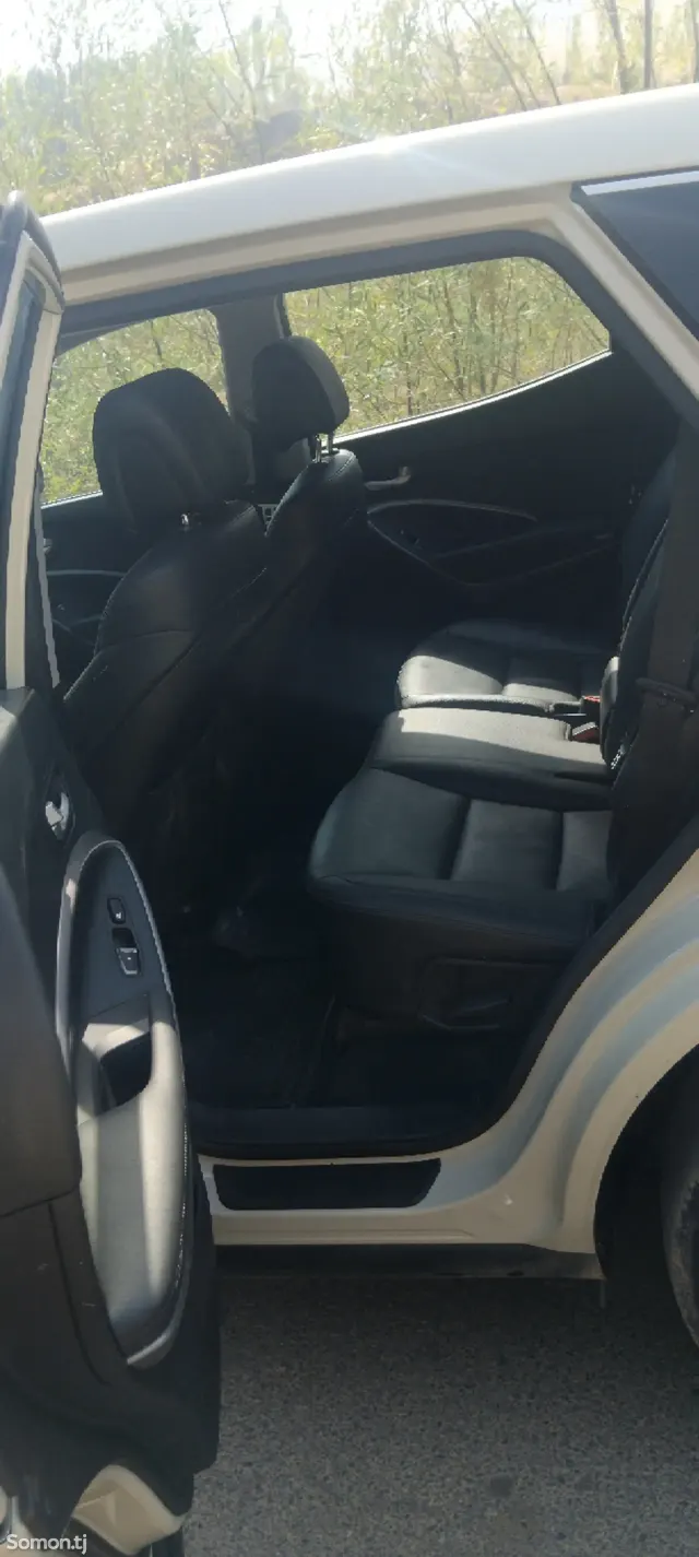 Hyundai Santa Fe 2015 · 2.0 AT