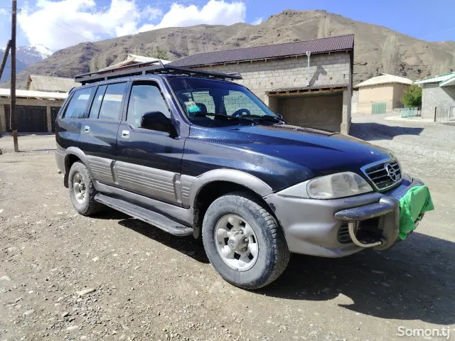 Ssang Yong Musso 2002 · 2.9 MT