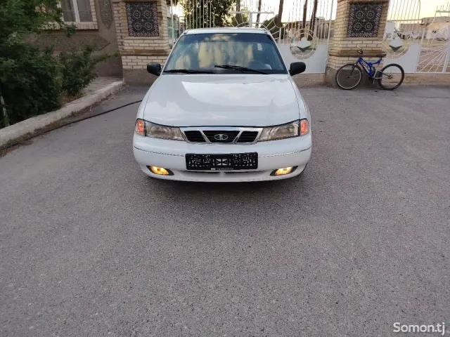Daewoo Nexia 1996 · 1.5 MT
