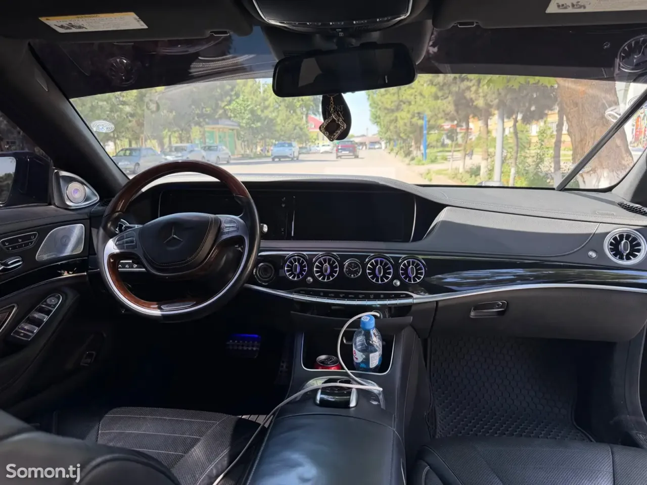 Mercedes-Benz S class 2015 · 5.5 AT