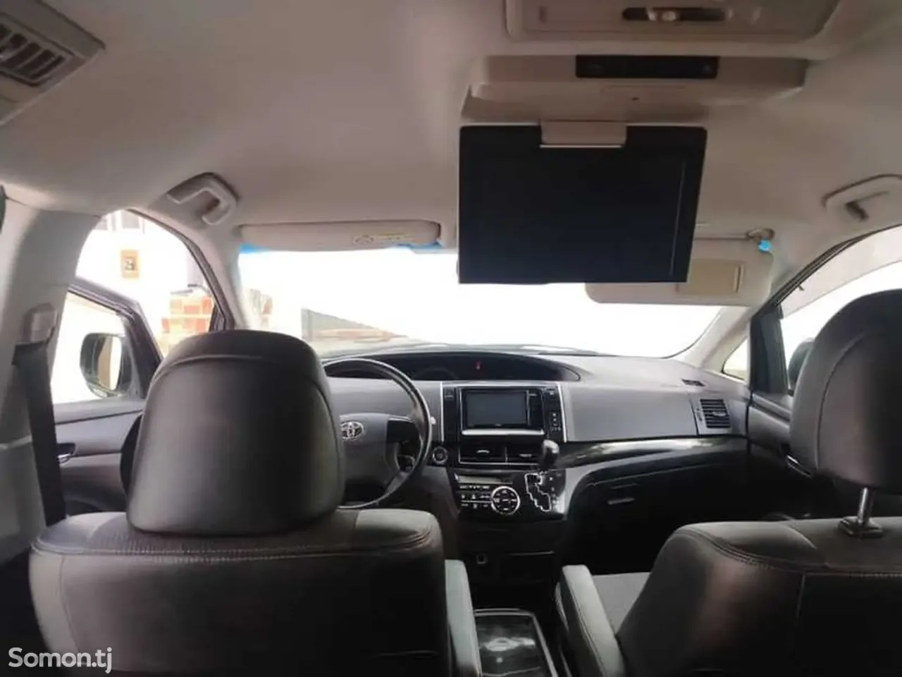 Toyota Estima 2014 · 2.4 AT