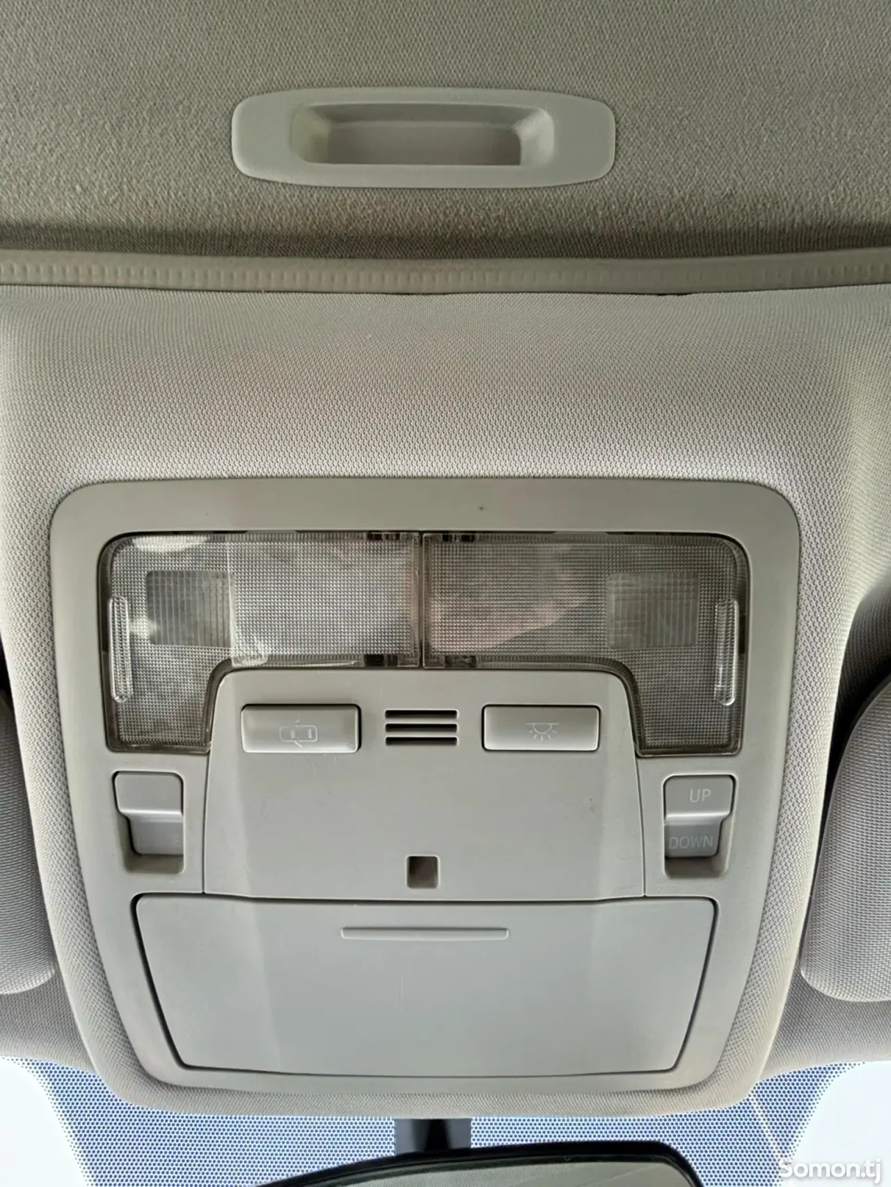 Toyota Corolla 2016 · 1.8 AT