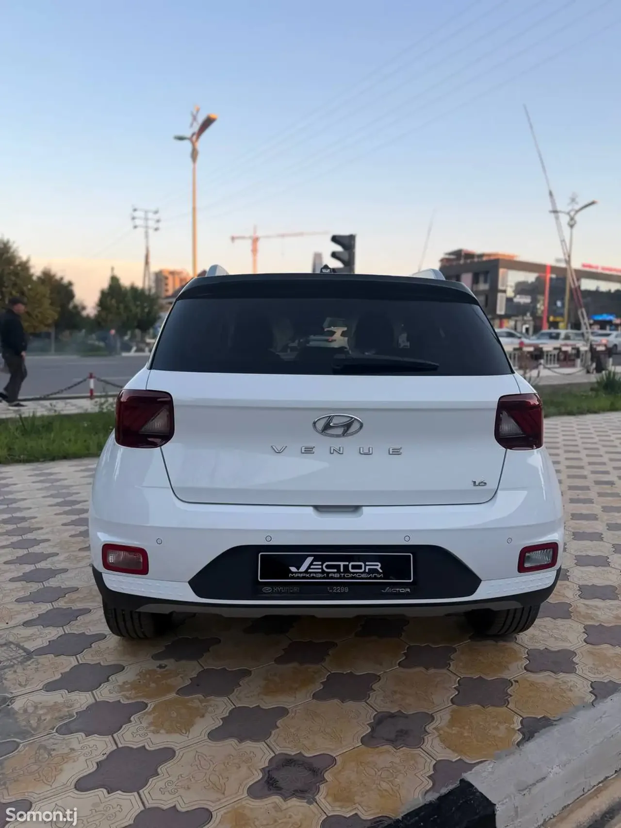 Hyundai Venue 2025 · 1.6 AT
