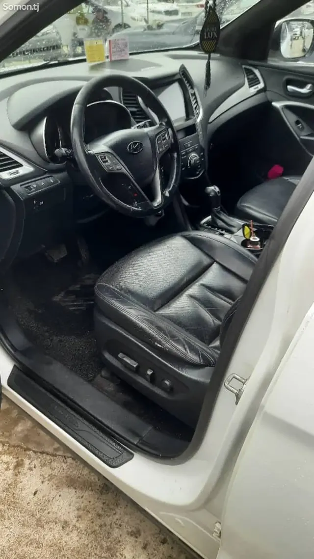 Hyundai Santa Fe 2015 · 2.0 AT