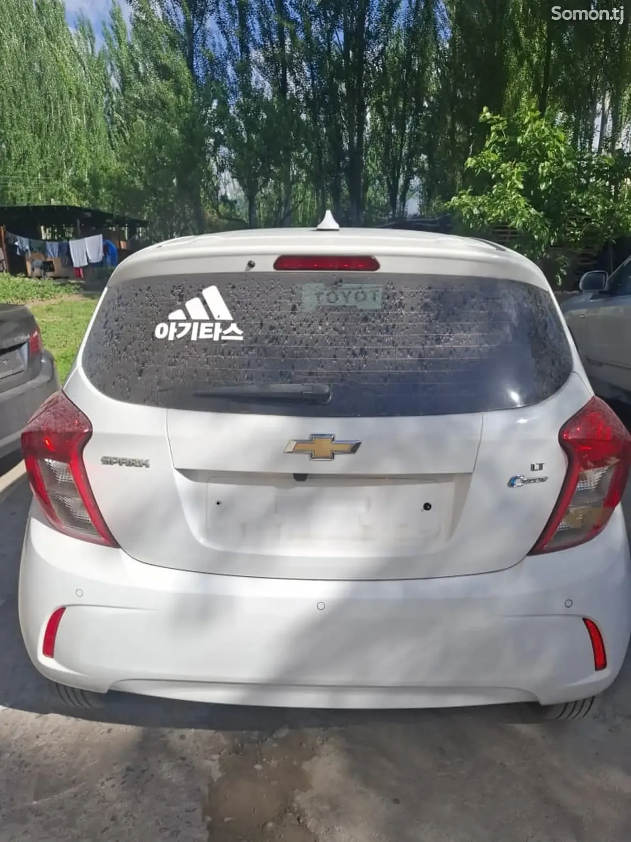 Chevrolet Spark 2016 · 1.1 AT