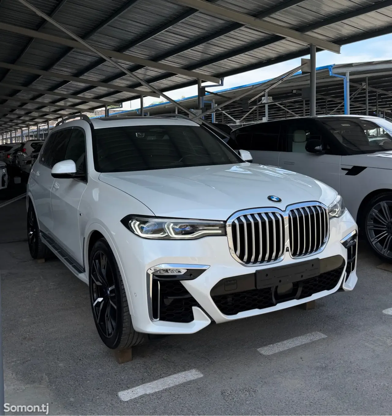 BMW X7 2021 · 3.0 AT