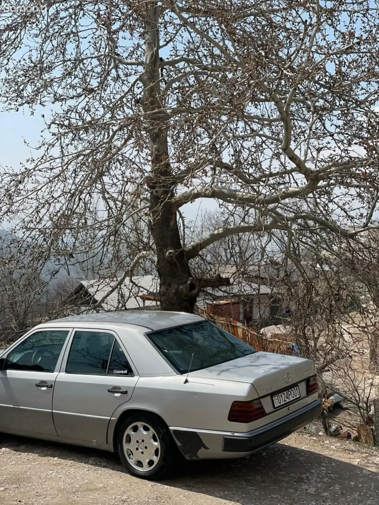 Mercedes-Benz W124 1993 · 2.0 MT