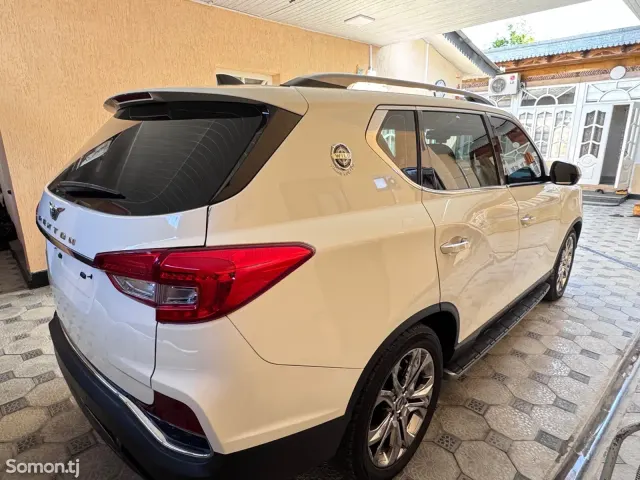Ssang Yong Rexton 2018 · 2.2 AT