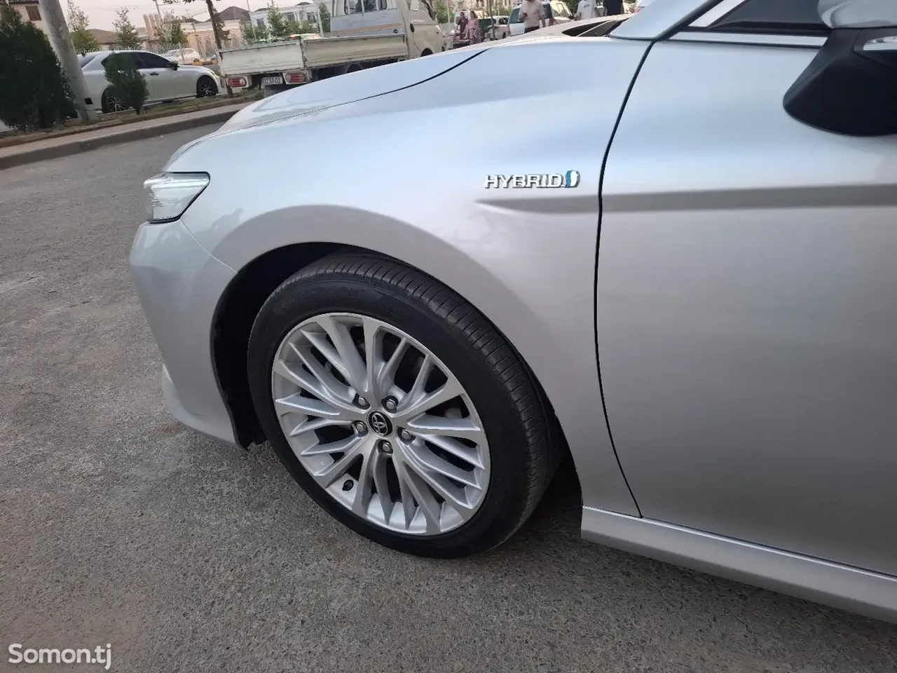 Toyota Camry 2018 · 2.5 AT