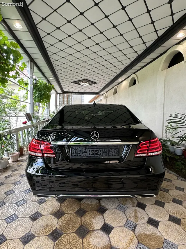 Mercedes-Benz E class 2014 · 3.0 AT