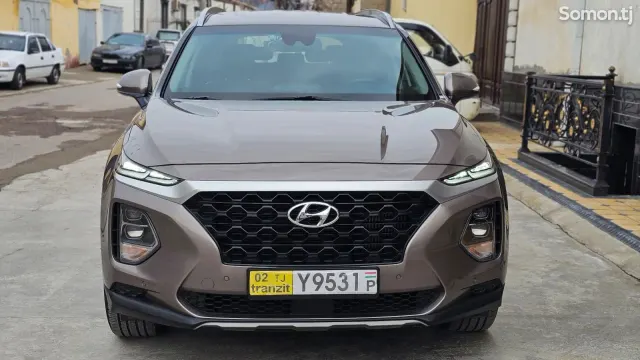 Hyundai Santa Fe 2018 · 2.0 AT