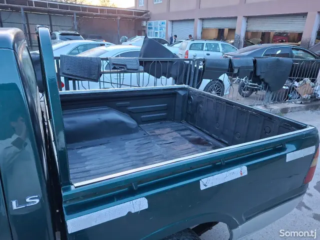 Isuzu D-Max 2008 · 2.6 MT