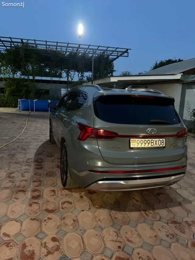 Hyundai Santa Fe 2022 · 2.5 AT