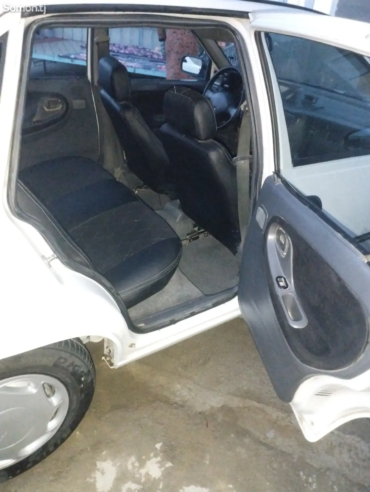 Daewoo Nexia 1996 · 1.5 MT