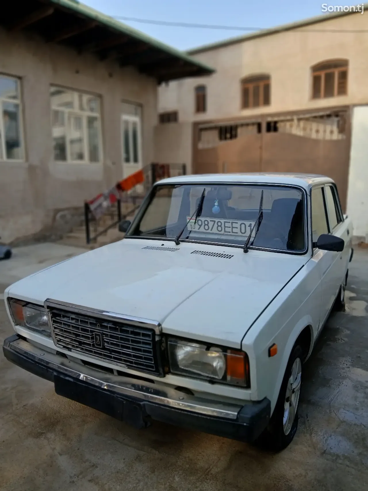 Lada (ВАЗ) 2107 2004 · 1.6 MT