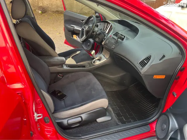 Honda Civic 2008 · 1.8 MT