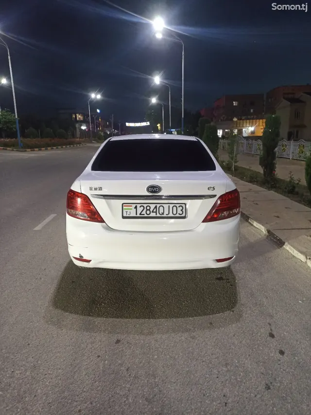 BYD E5 2019 · AT