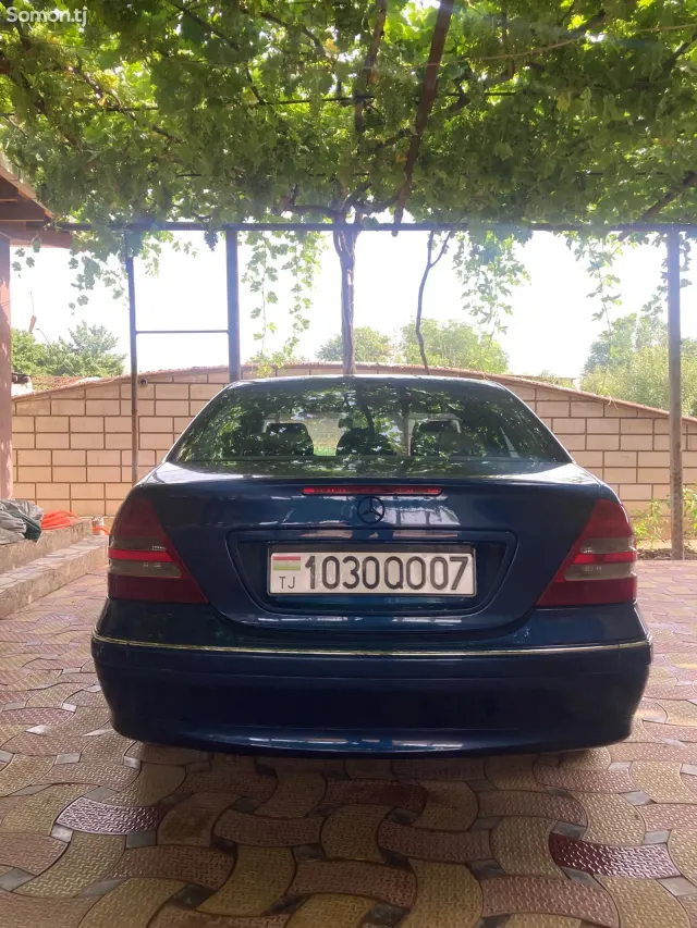 Mercedes-Benz C class 2003 · 1.8 MT