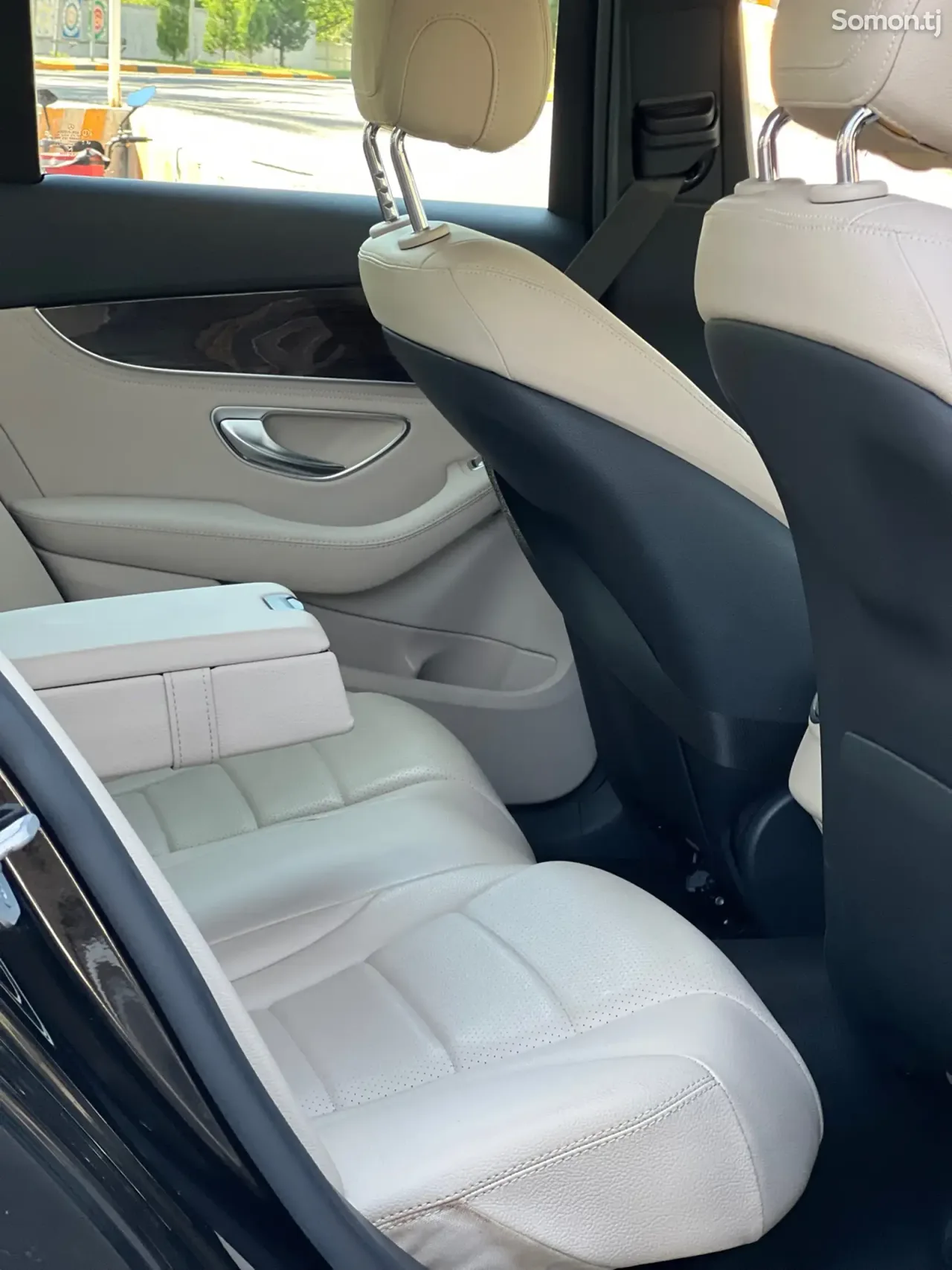 Mercedes-Benz C class 2016 · 3.0 AT