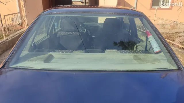 Opel Vectra A 1992 · 1.6 MT
