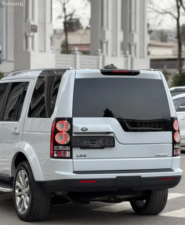 Land Rover Discovery 2015 · 3.0 AT