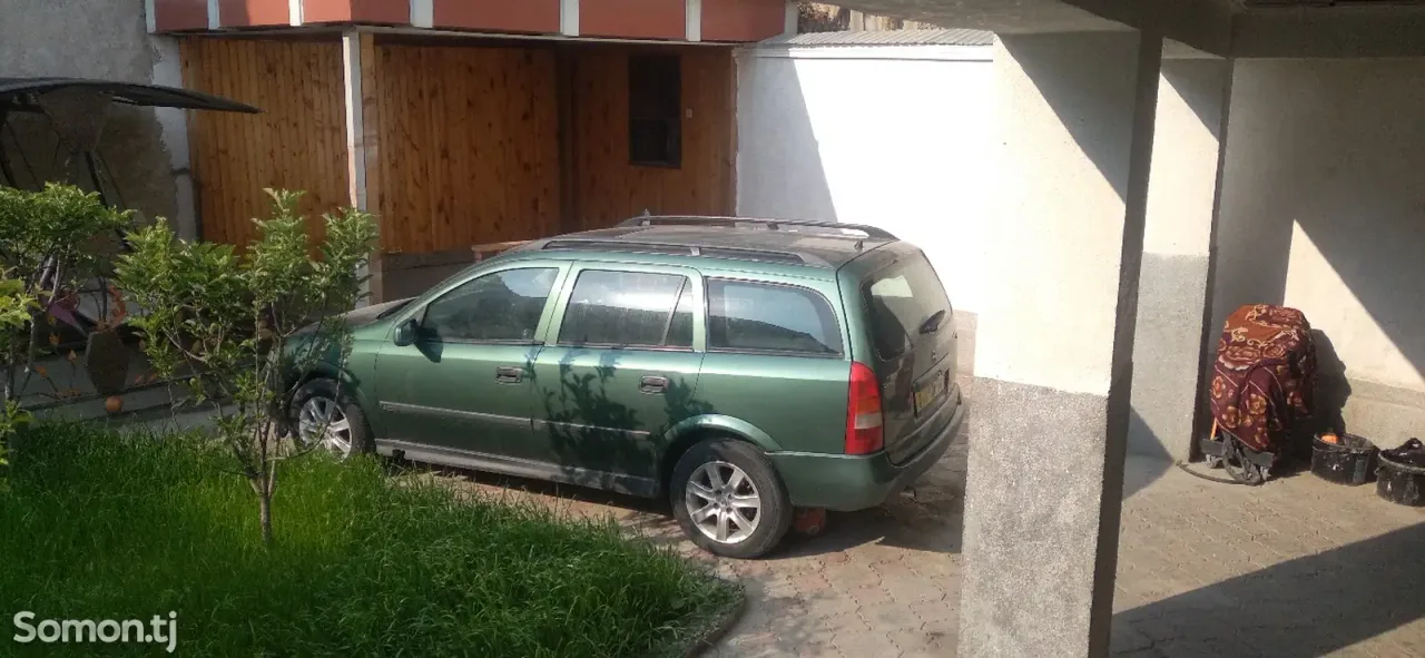 Opel Astra G 1999 · MT