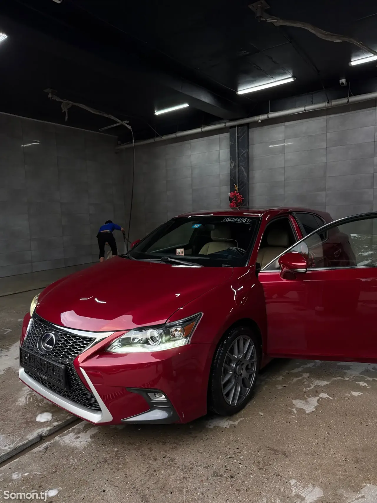 Lexus CT series 2014 · 2.0 AT