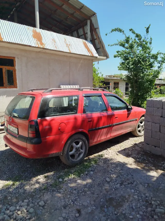 Opel Vectra B 1997 · 1.8 MT