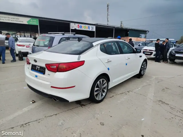 Kia K5 2014 · AT
