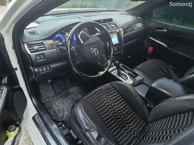 Toyota Camry 2017 · 3.5 AT