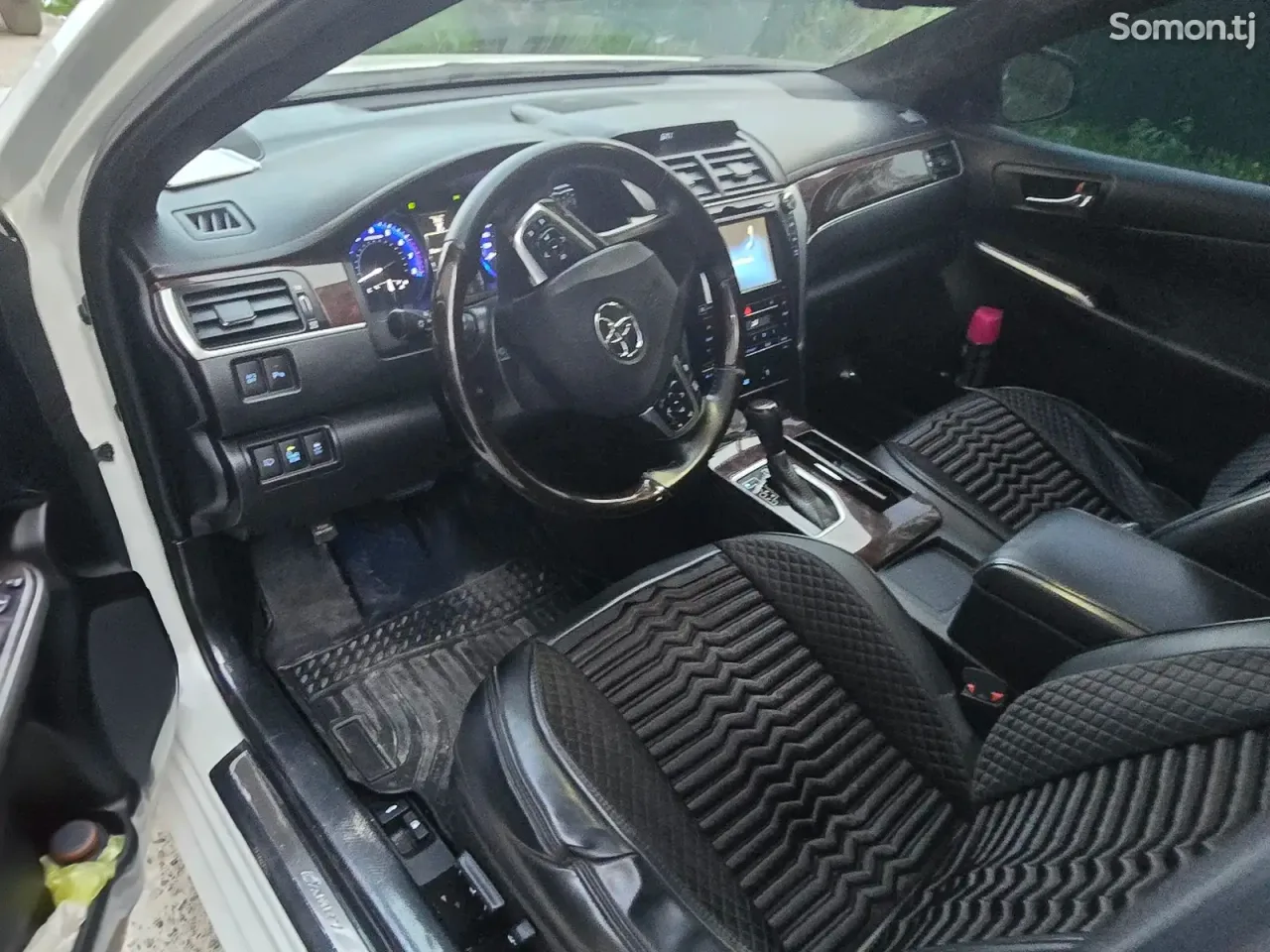 Toyota Camry 2017 · 3.5 AT