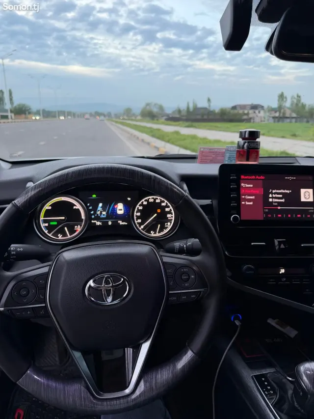 Toyota Camry 2018 · 2.5 AT
