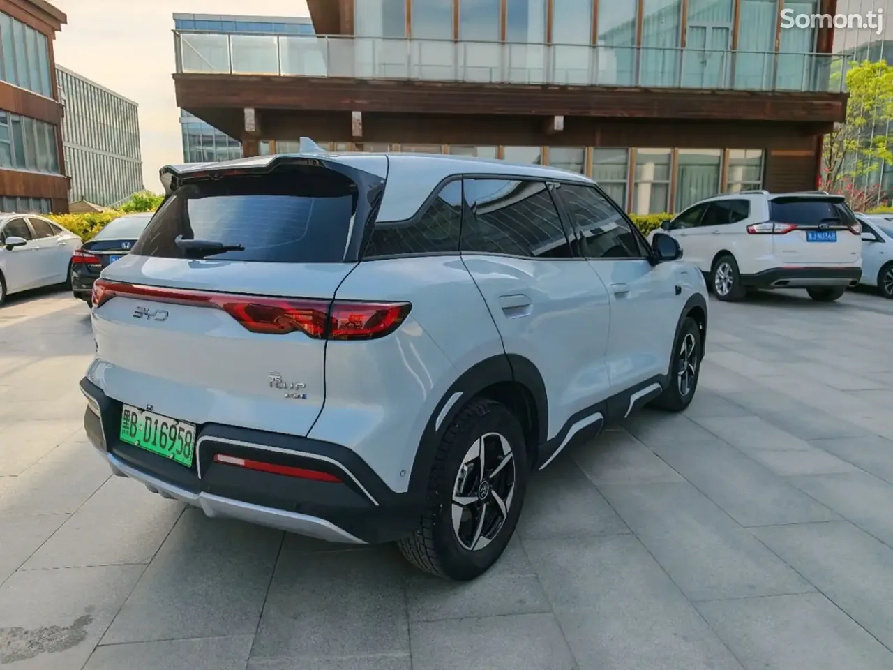 BYD Yuan Up 2025 · AT