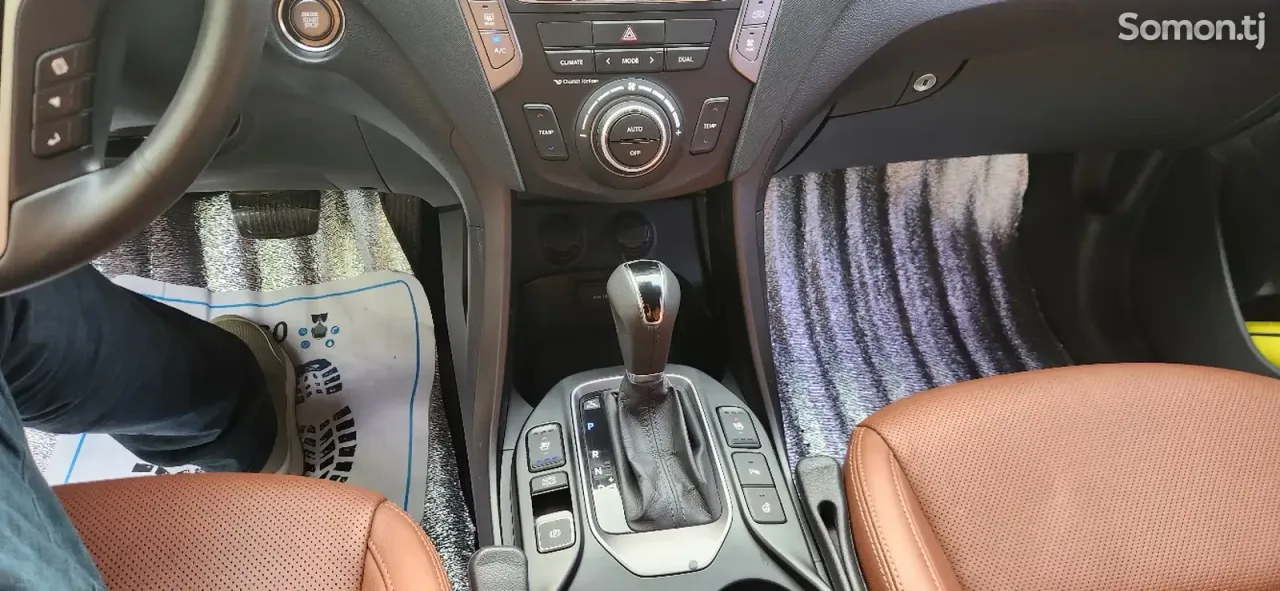 Hyundai Santa Fe 2014 · 2.2 AT