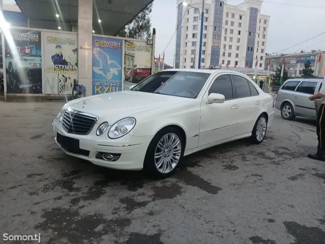 Mercedes-Benz E class 2007 · 3.5 AT
