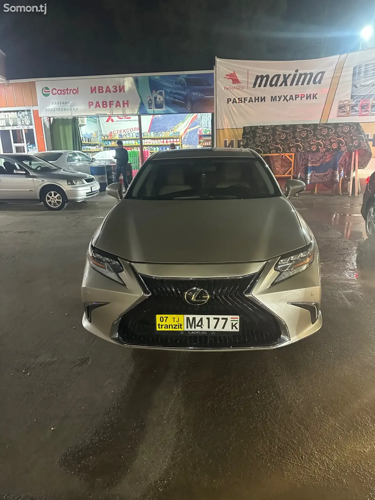 Lexus IS series 2014 · 3.5 AT