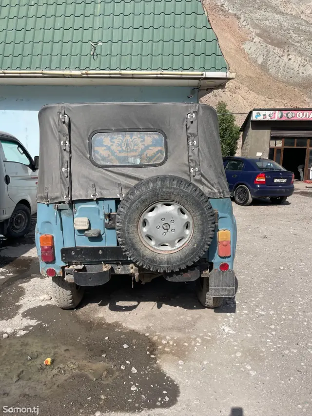 УАЗ 31512 2001 · 0.7 MT