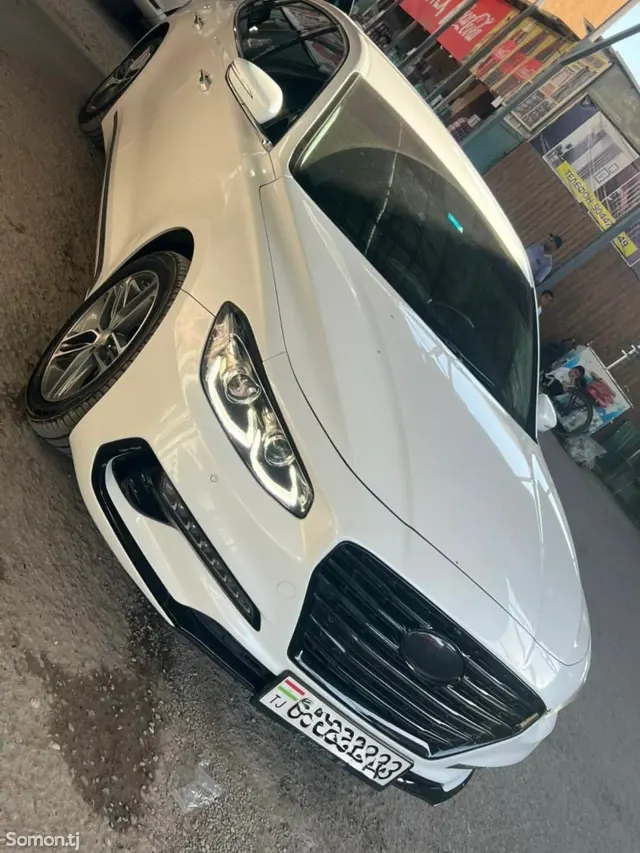 Hyundai Grandeur 2017 · 3.0 AT