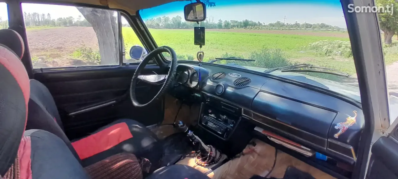 Lada (ВАЗ) 2106 1986 · 1.6 MT