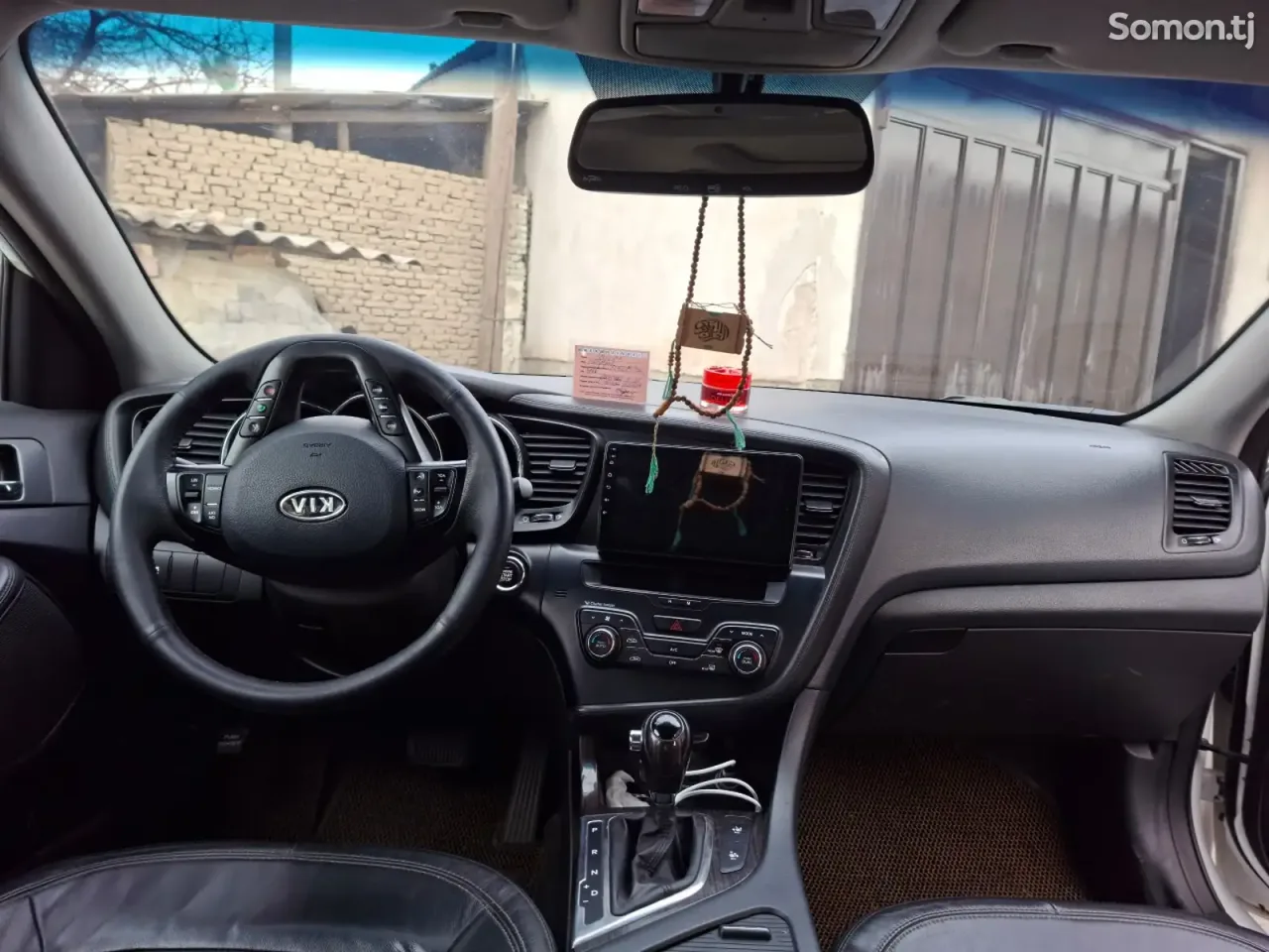 Kia K5 2011 · 2.0 AT