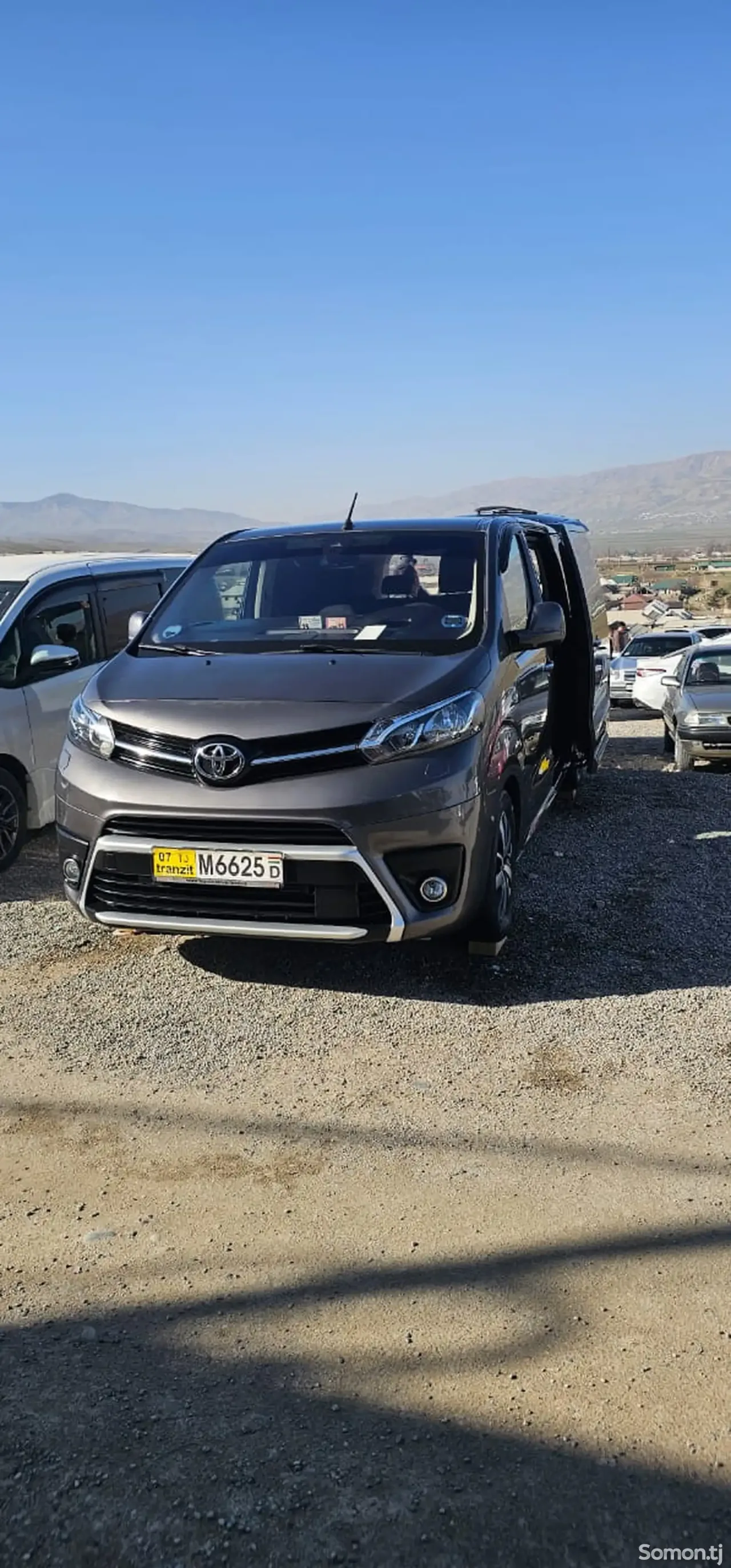 Toyota Verso 2017 · 2.0 MT