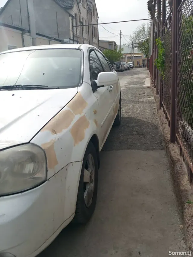 Daewoo Lacetti 2004 · 1.8 AT