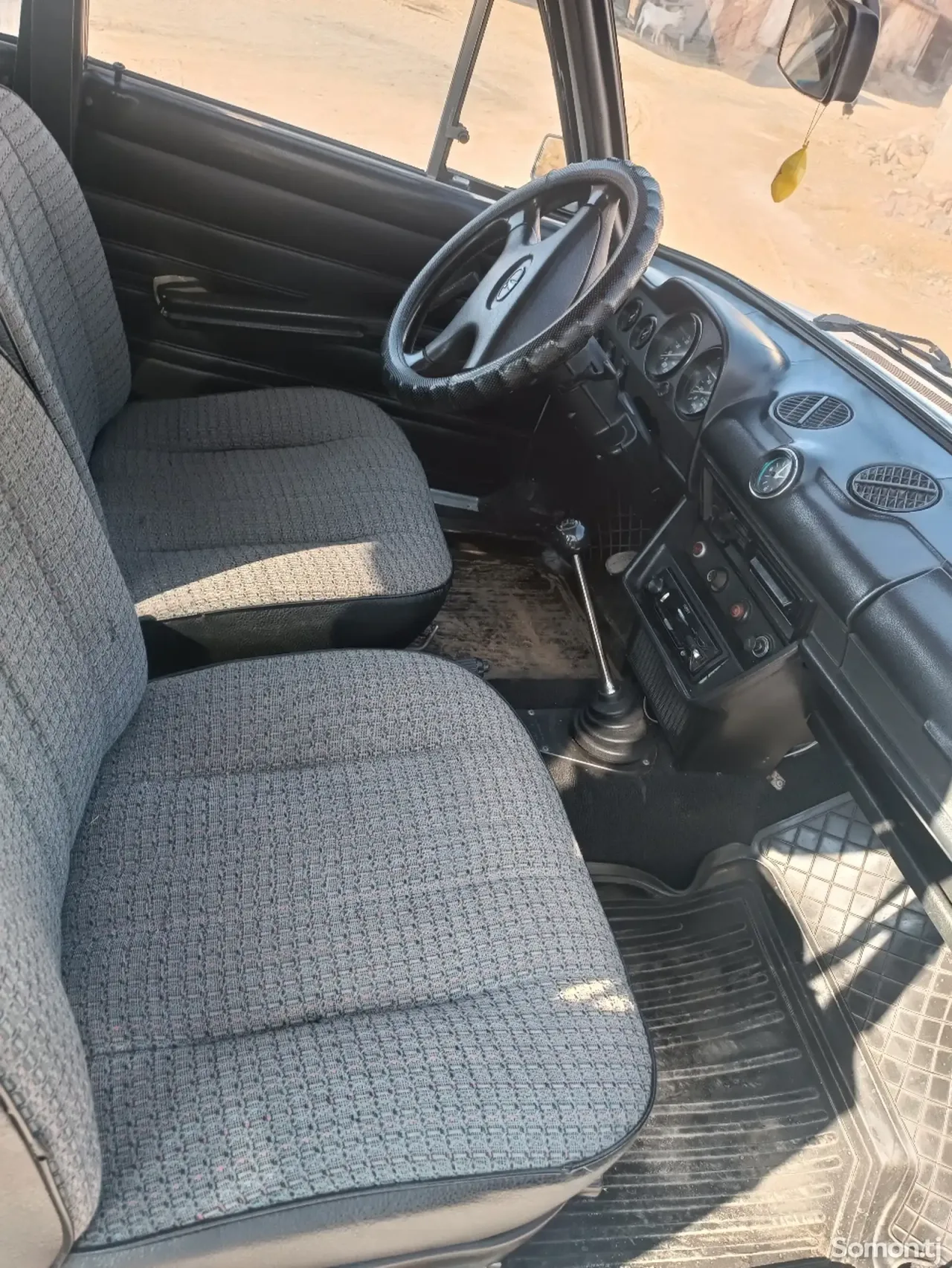 Lada (ВАЗ) 2106 2001 · 1.6 MT