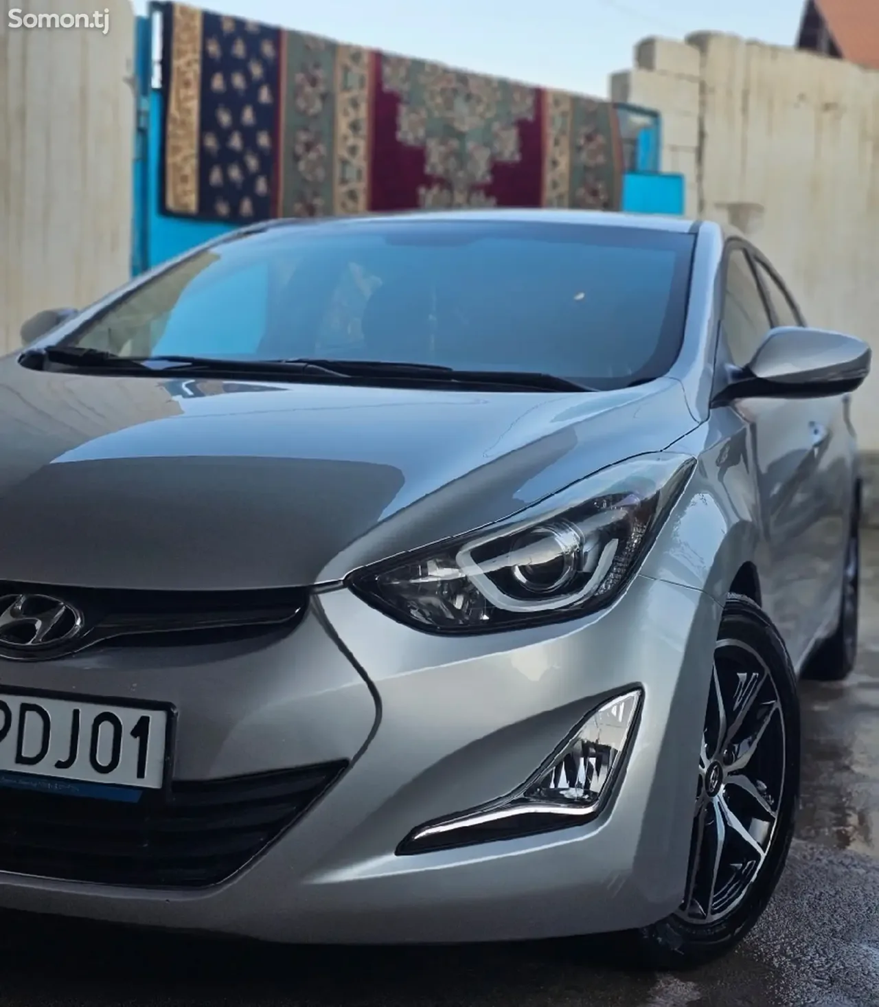Hyundai Avante 2015 · 1.6 AT