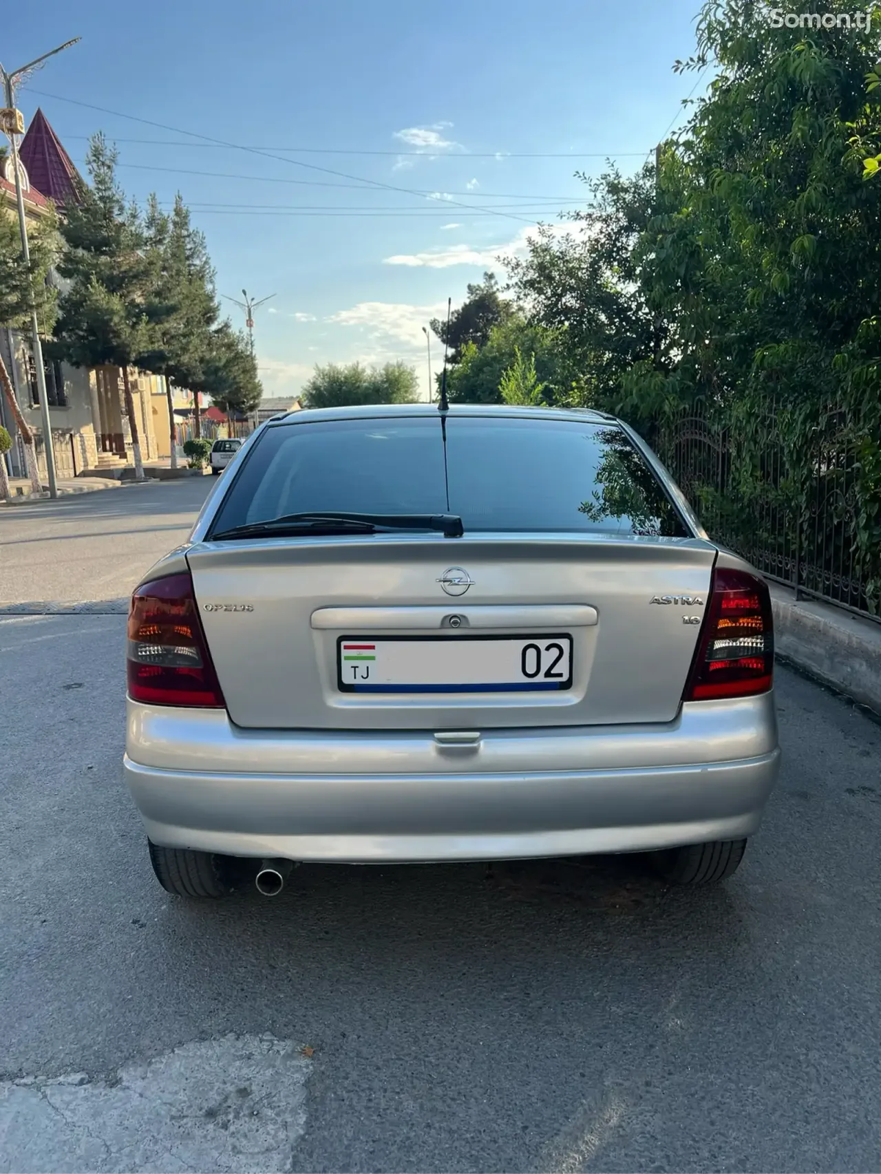 Opel Astra G 2001 · 1.6 MT