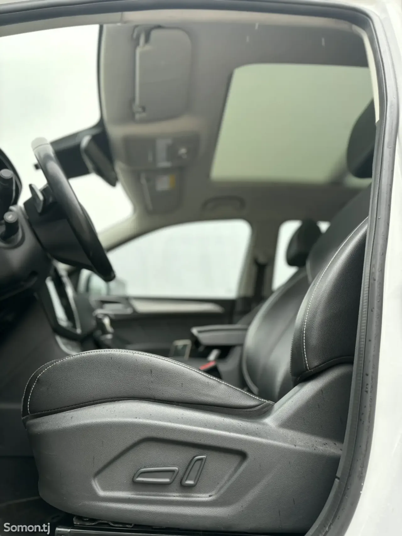 Roewe RX5 II 2016 · 2.0 AT