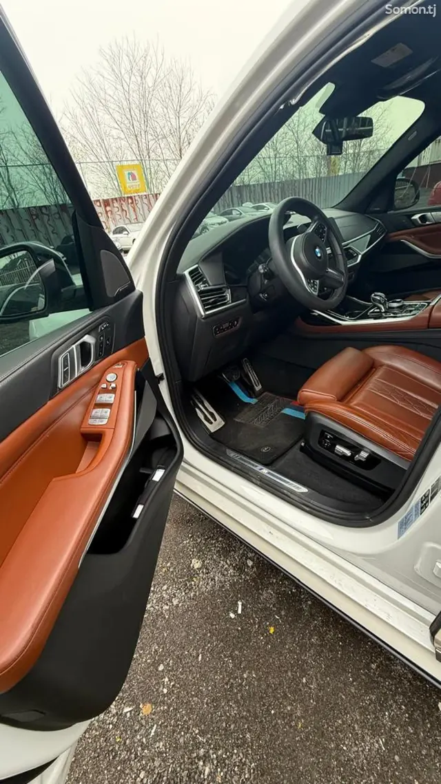 BMW X7 2019 · 3.0 AT