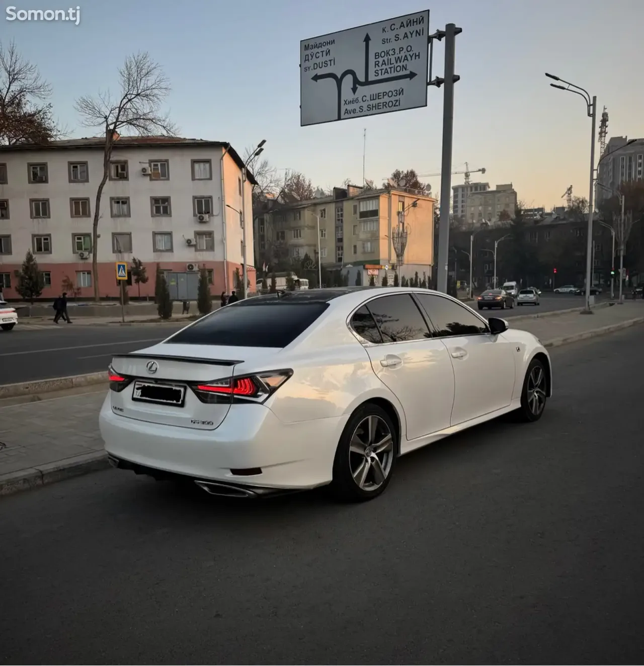 Lexus GS series 2018 · 2.5 AT