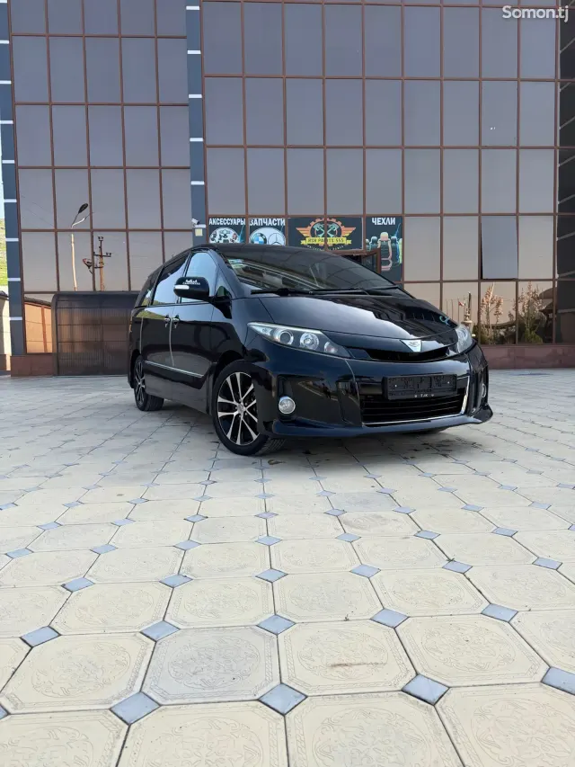 Toyota Estima 2014 · 2.4 AT