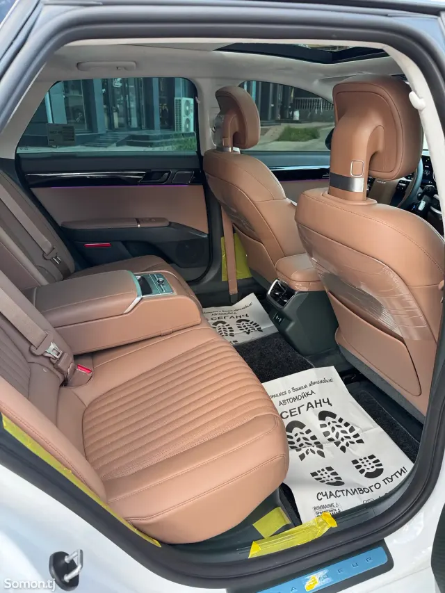 Hyundai Grandeur 2026 · 1.6 AT